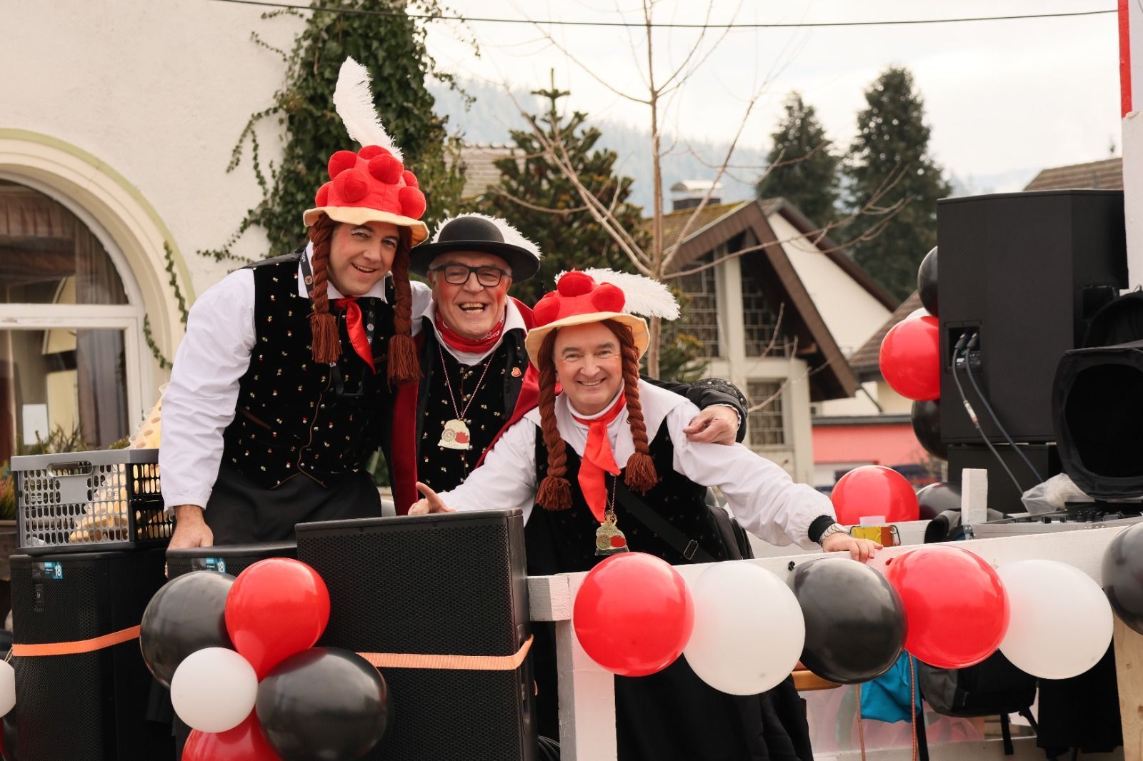 Fasnachtstreiben in der Kirchzartener Fußgängerzone